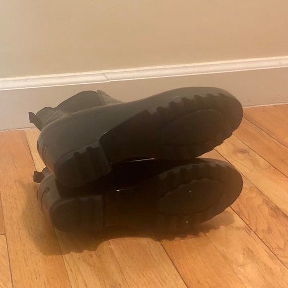 Rockport | Lorraine Chelsea Boots in black - Picture 10 of 11